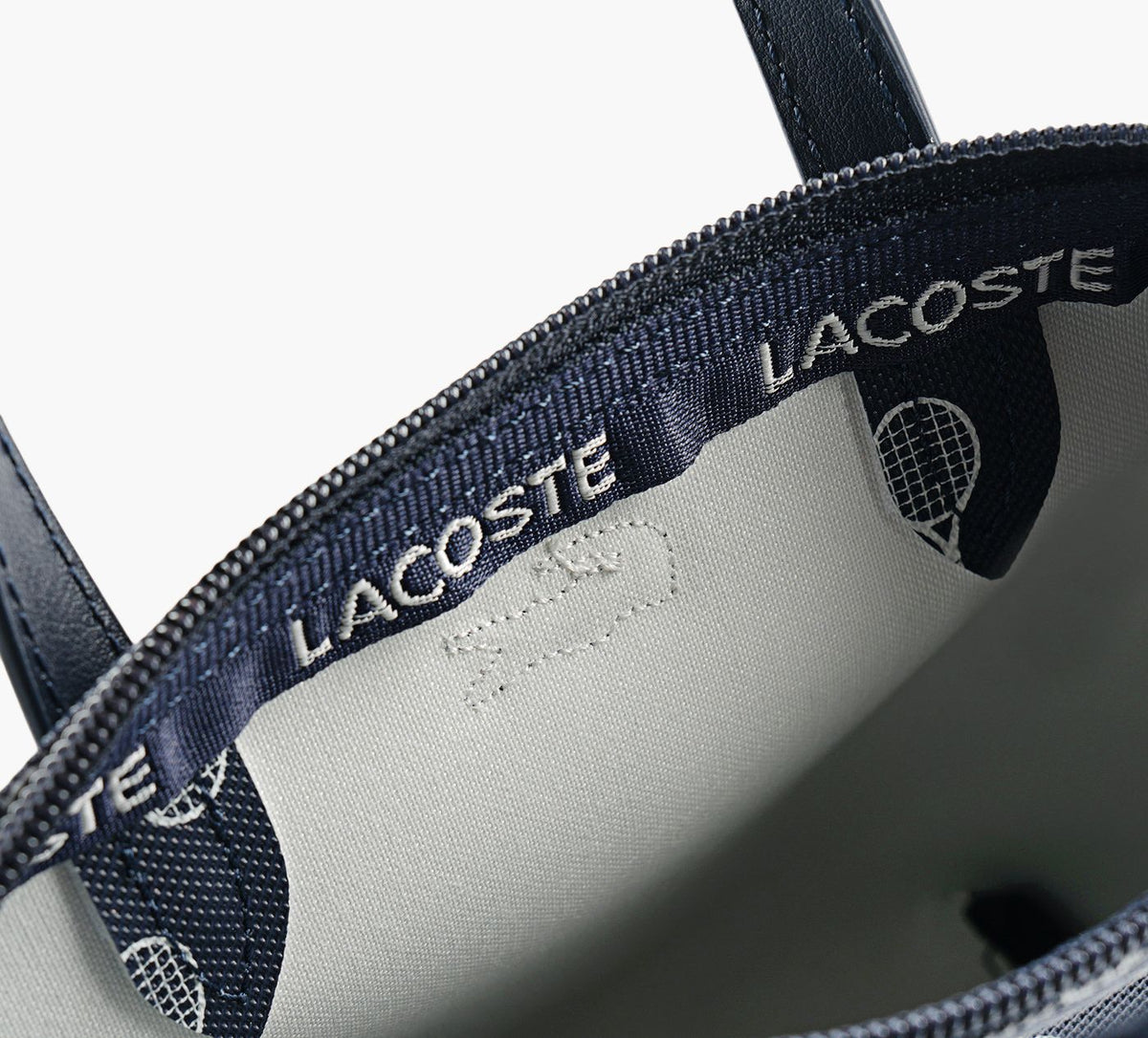LACOSTE SMSHOPPINGBAGROLANDGARROS in BLUE view 3