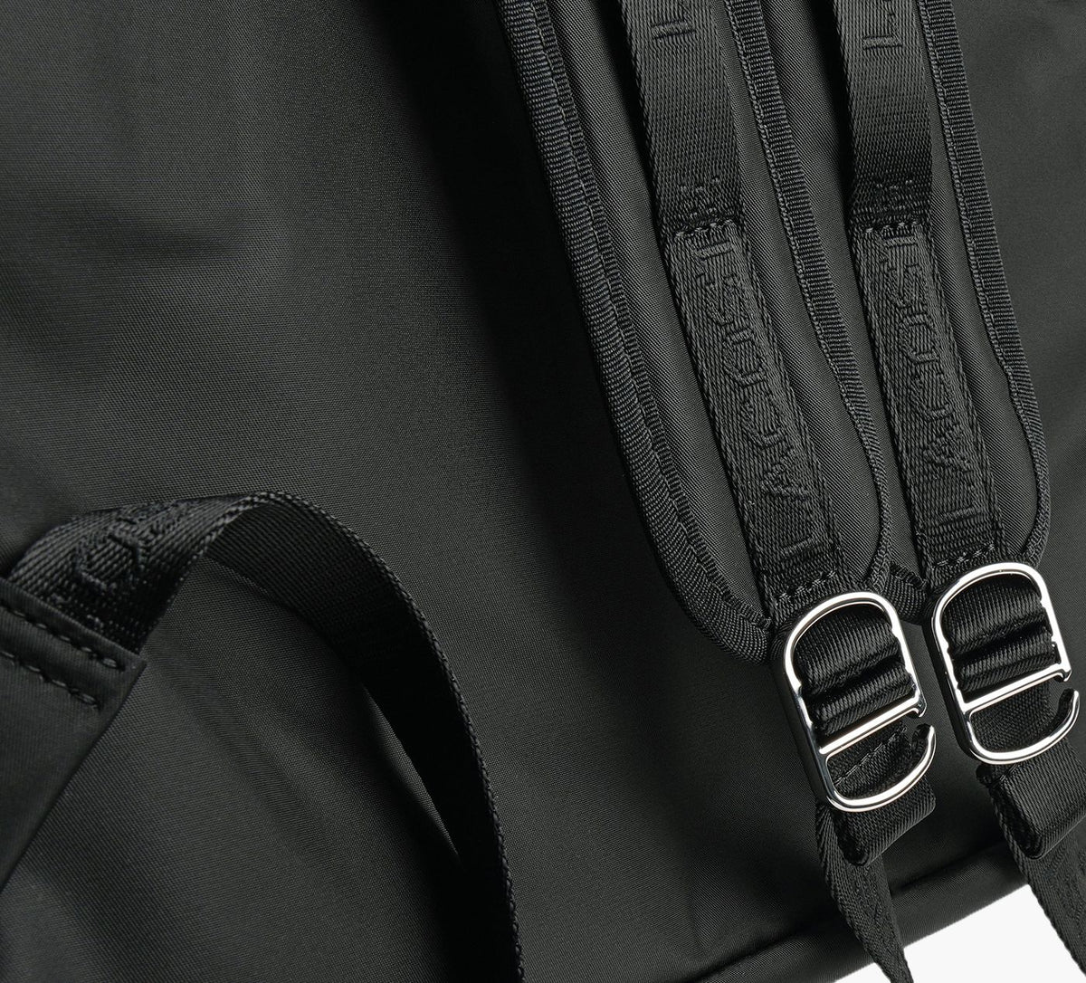 LACOSTE LACOSTECLASSICSBACKPACK in BLACK view 4