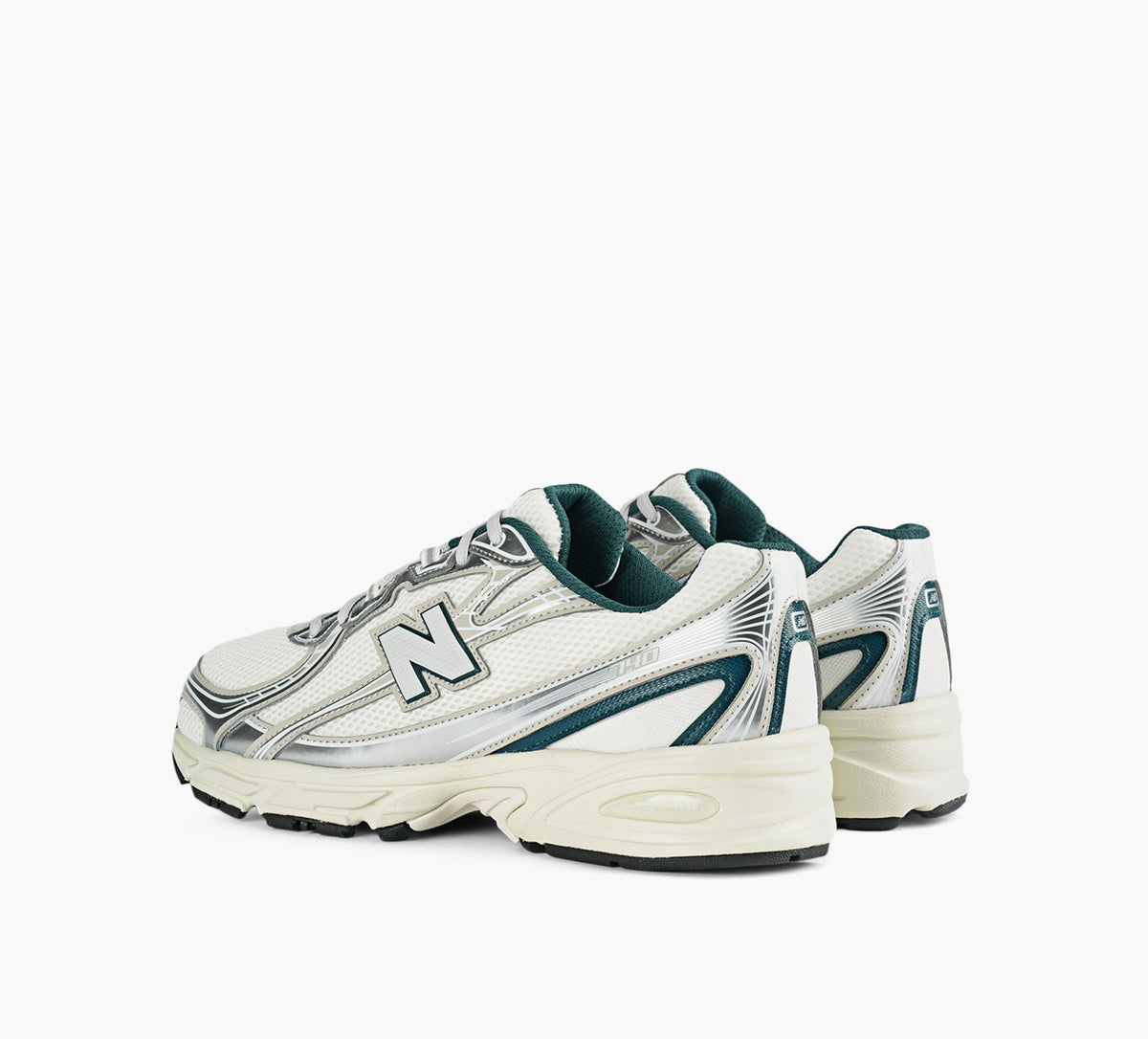 NEW BALANCE 740 in WHITE view 3