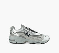 NEW BALANCE 1000 in SILVER