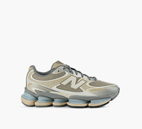 NEW BALANCE ABZORB2000 en GRIS