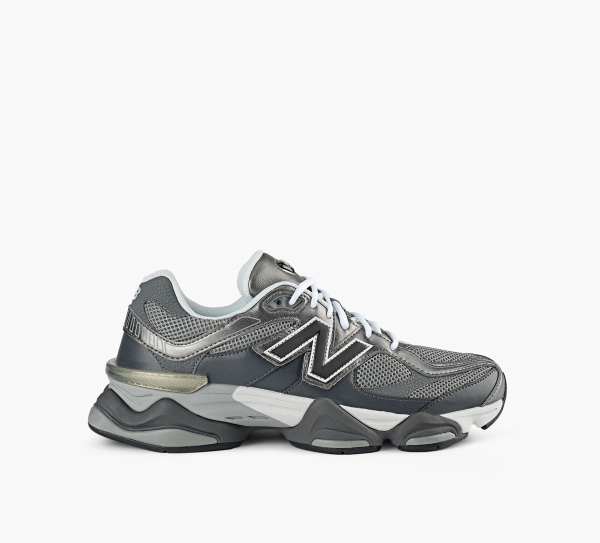 NEW BALANCE 9060 in GREY