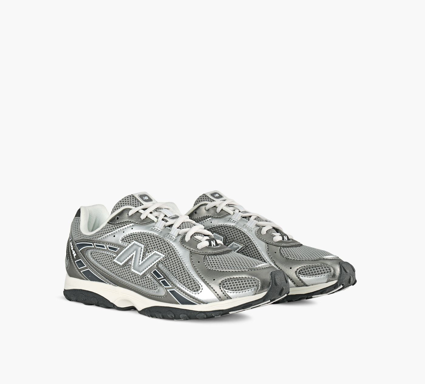 NEW BALANCE 204L in SILVER view 2