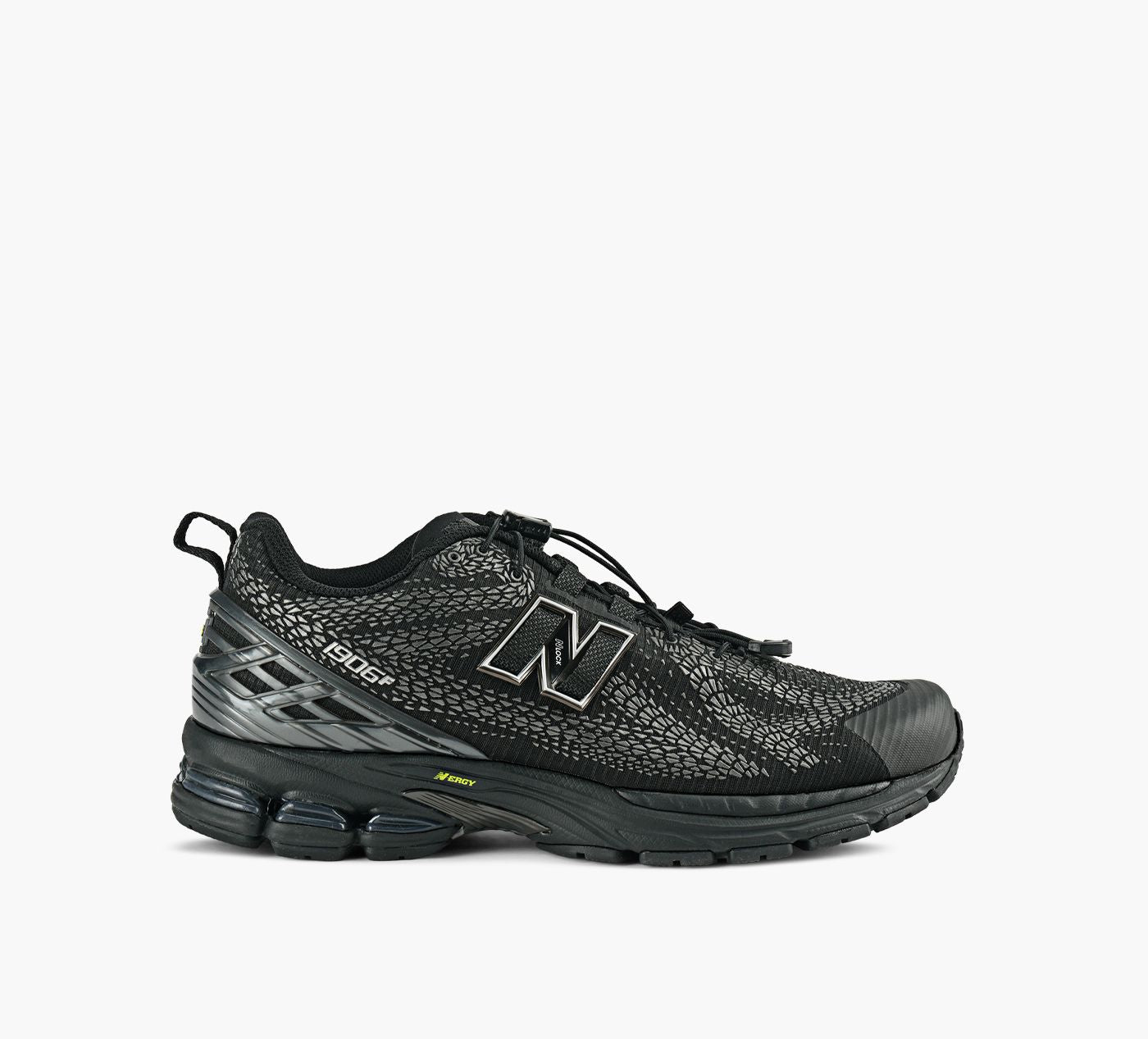 NEW BALANCE U1906FV1 in BLACK