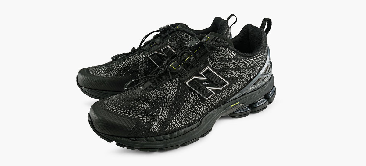 NEW BALANCE U1906FV1 in BLACK view 4