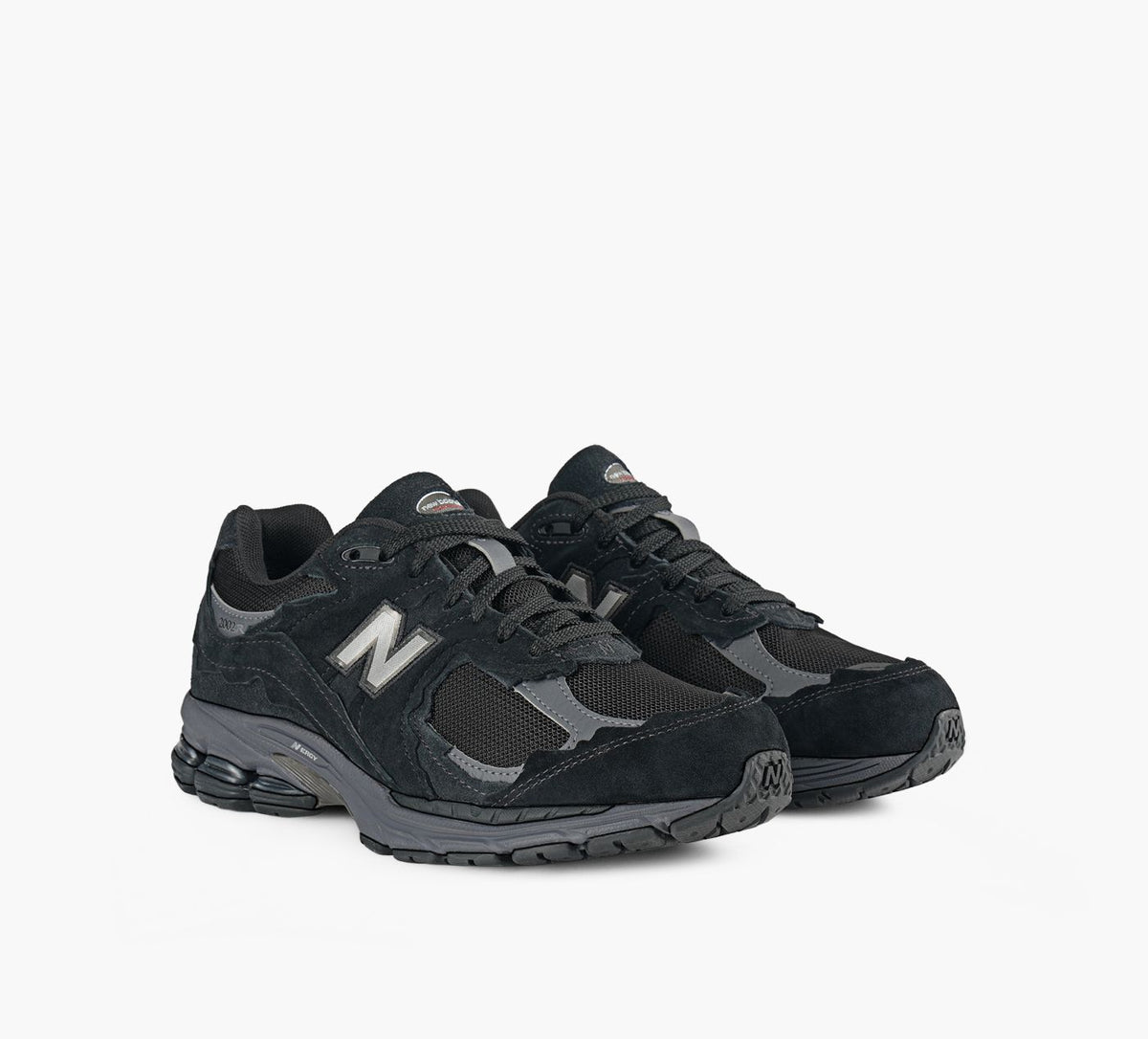NEW BALANCE U2002DXV1 in BLACK view 2
