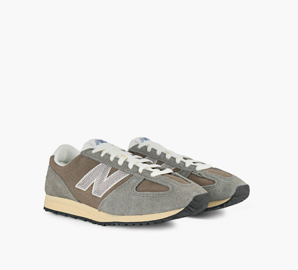 NEW BALANCE 471 in GREY view 2