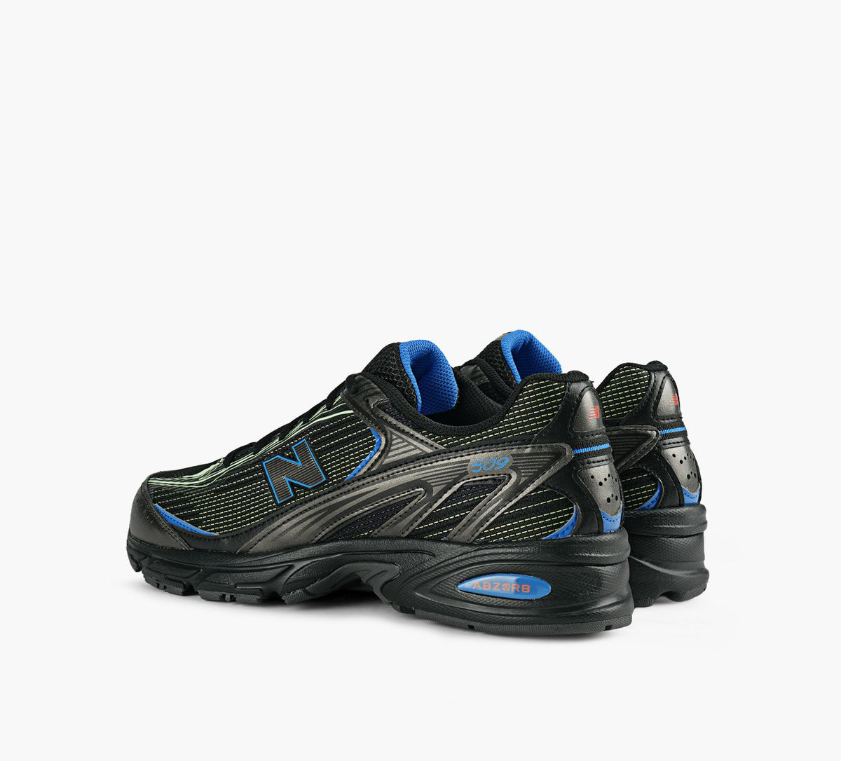 NEW BALANCE U509EV1 in BLACK view 3