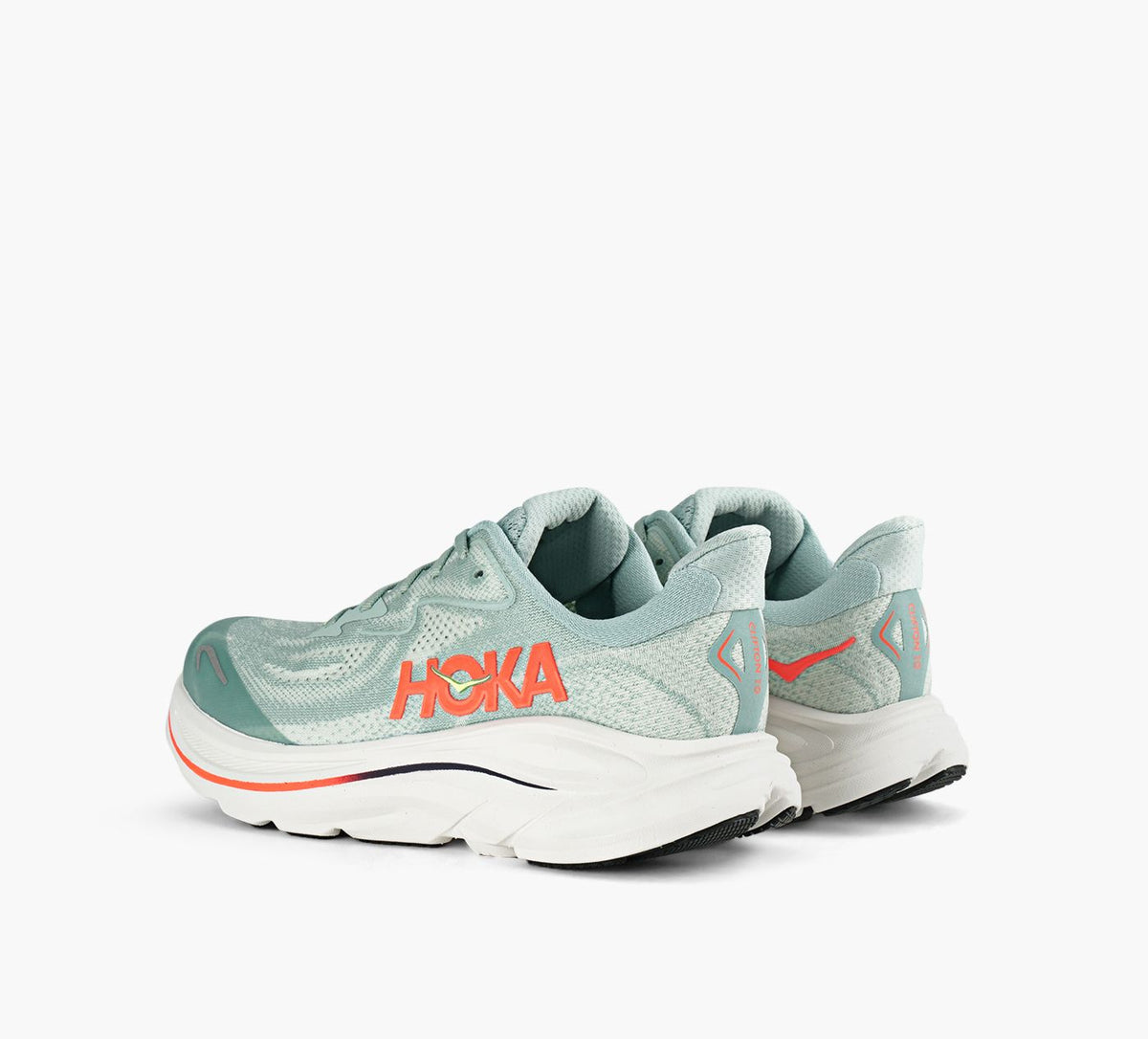HOKA CLIFTON10 en VERT vue 3
