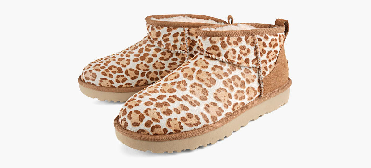 UGG CLASSICULTRAMINIPLAINS en TAN vue 4