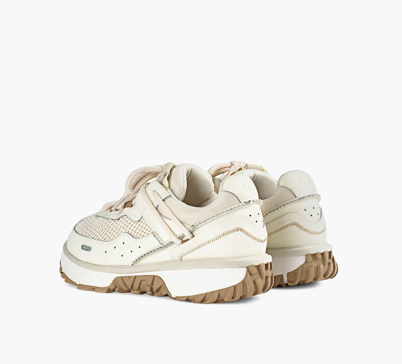 UGG RETROFILOWSPRING in BEIGE view 3