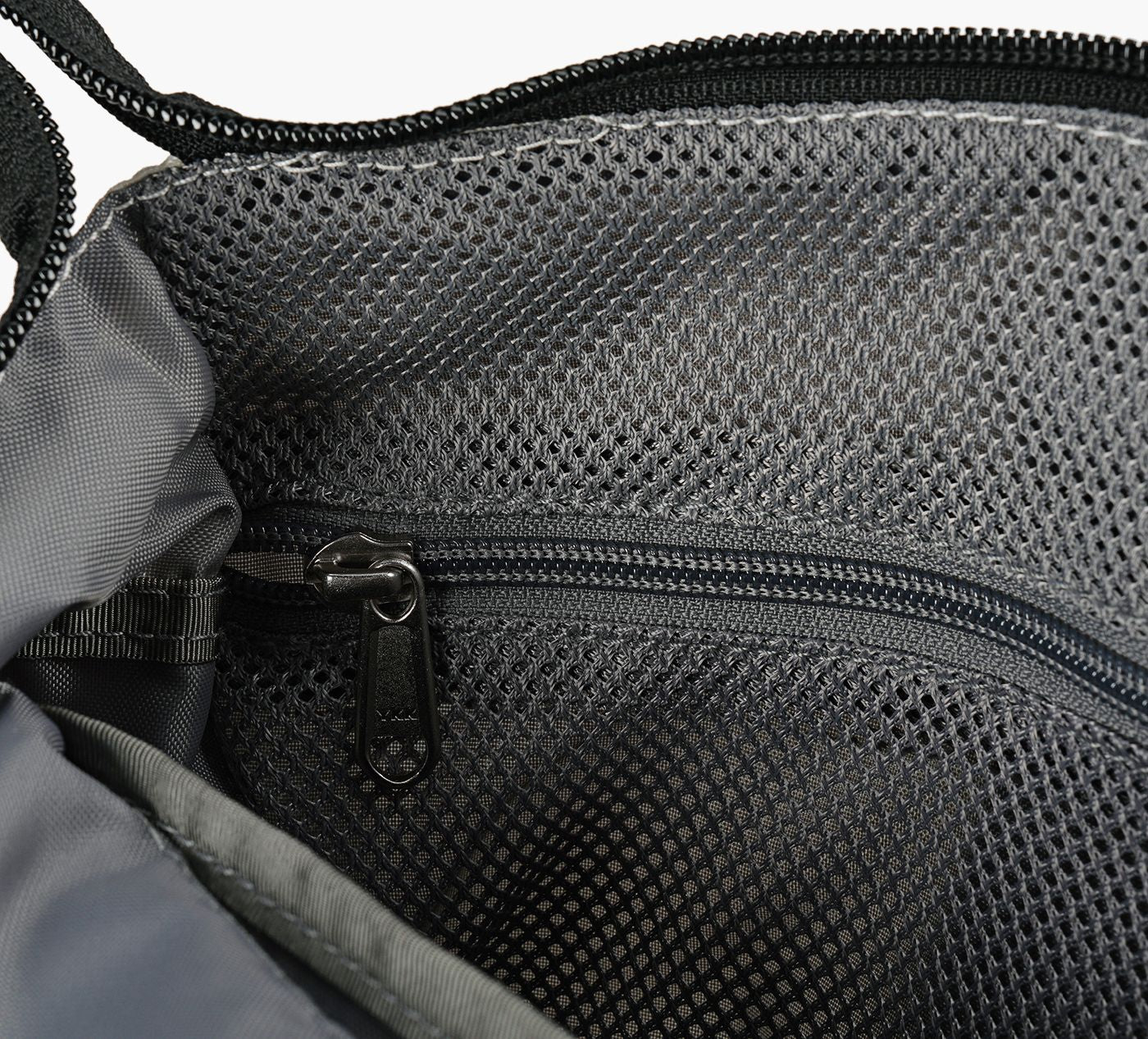 THE NORTH FACE BOREALISTOTE in WHITE view 3