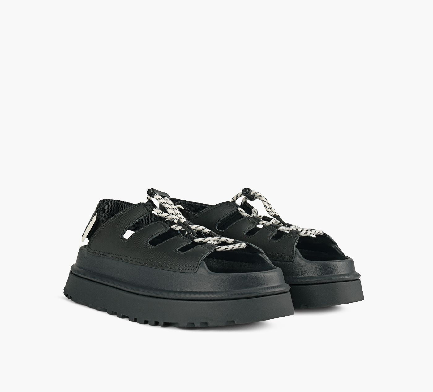 UGG GOLDENGLOWTOGGLE in BLACK view 2