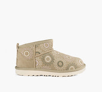 UGG CLASSICULTRAMINISUNSTITCH en BEIGE