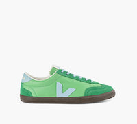 VEJA VOLLEY in GREEN