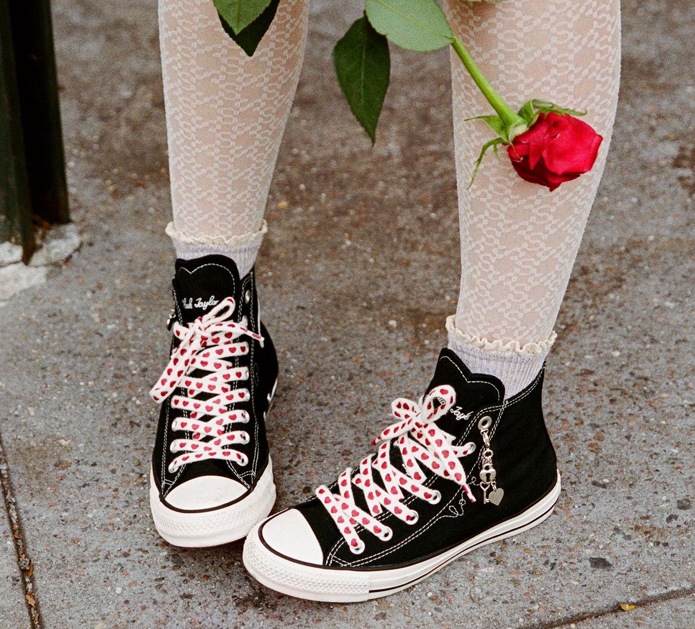 CONVERSE CHUCKTAYLORALLSTAR in BLACK view 91