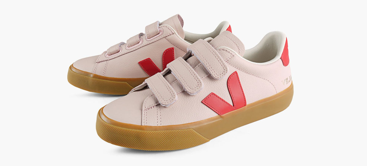 VEJA RECIFELOGO in LIGHT PINK view 4