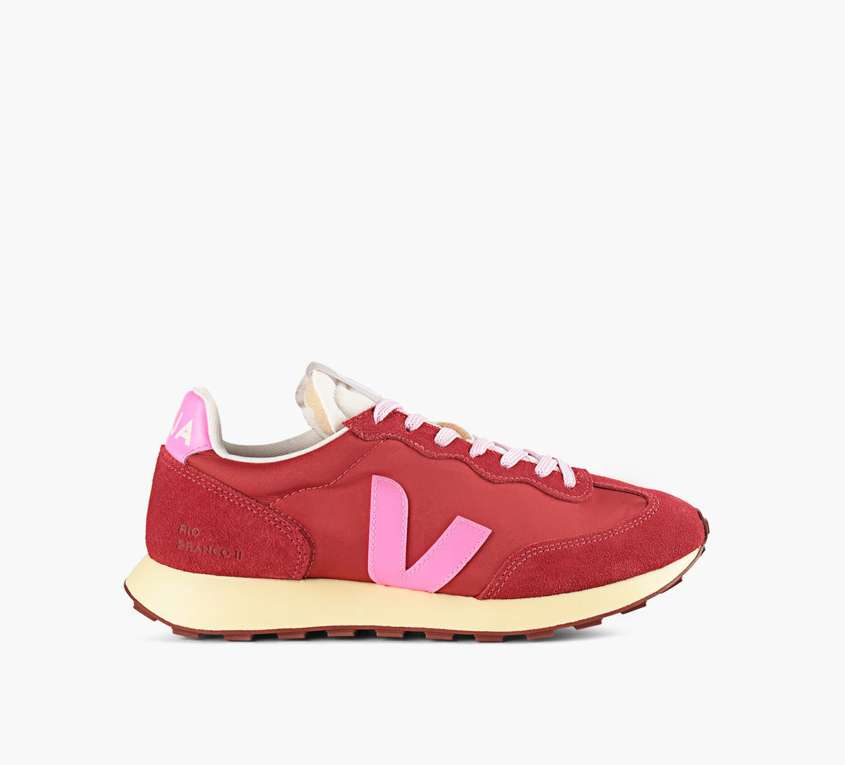 VEJA RIOBRANCOIILITE in RED