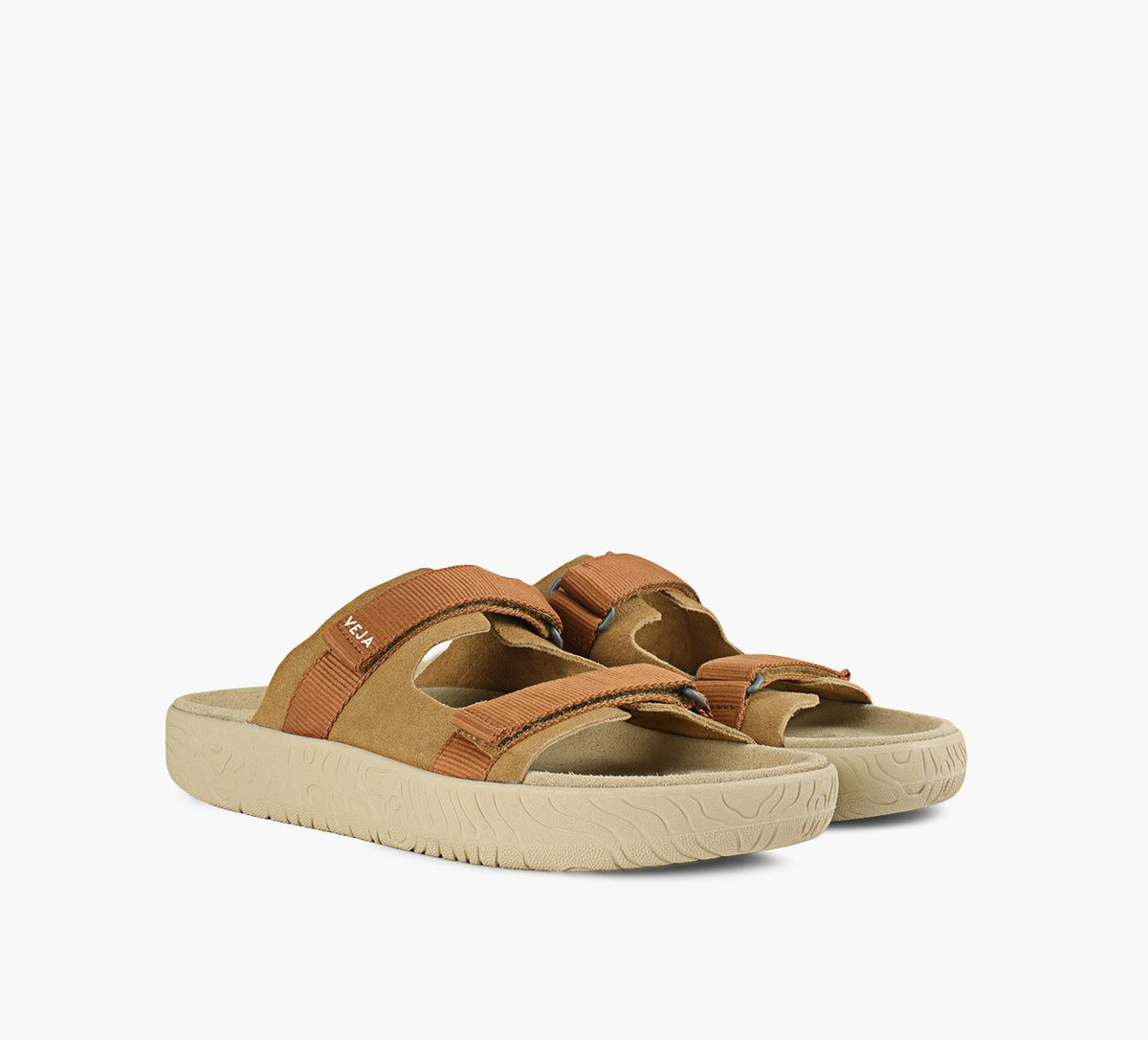VEJA ARPOADOR in TAN view 2