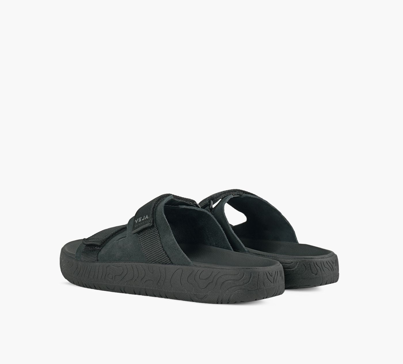 VEJA ARPOADOR in BLACK view 3