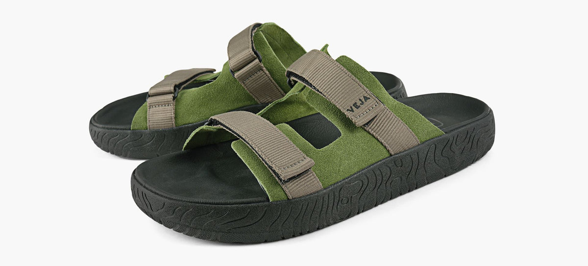 VEJA ARPOADOR in KHAKI view 4