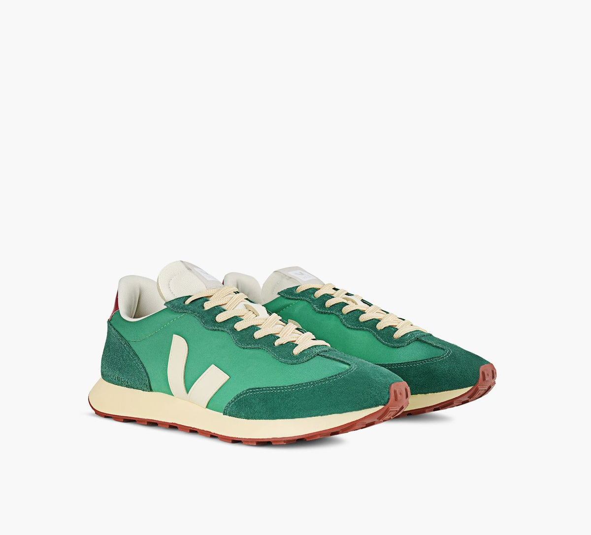 VEJA RIOBRANCOIILITE in GREEN view 2