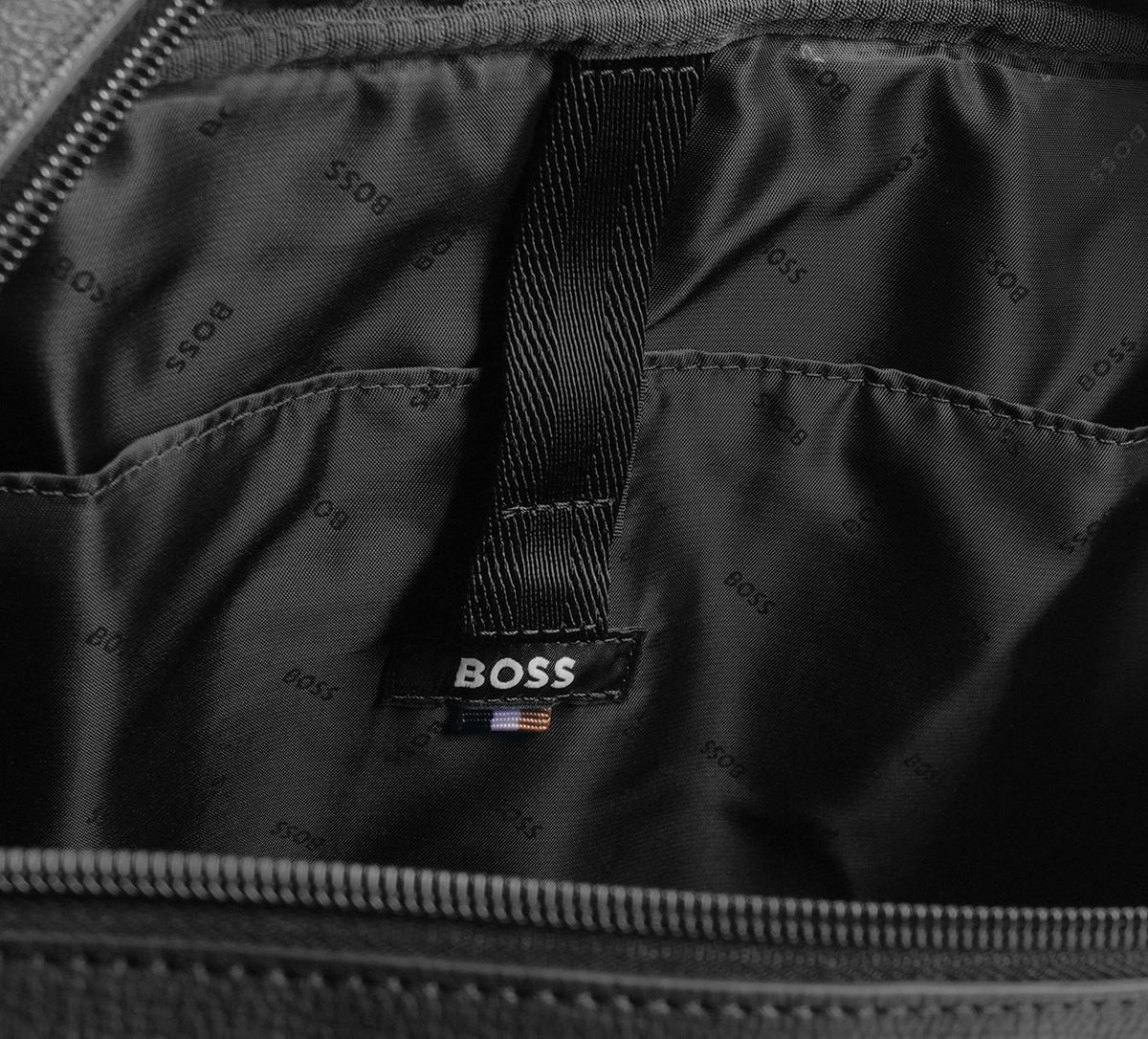 BOSS LEWYSDOCCASE en NOIR vue 4