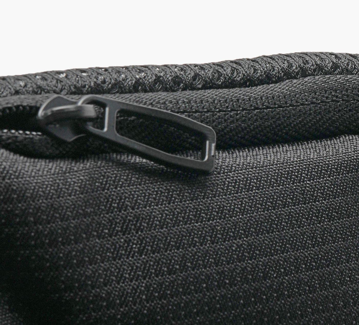PUMA SACBANANEF1 en NOIR vue 1c