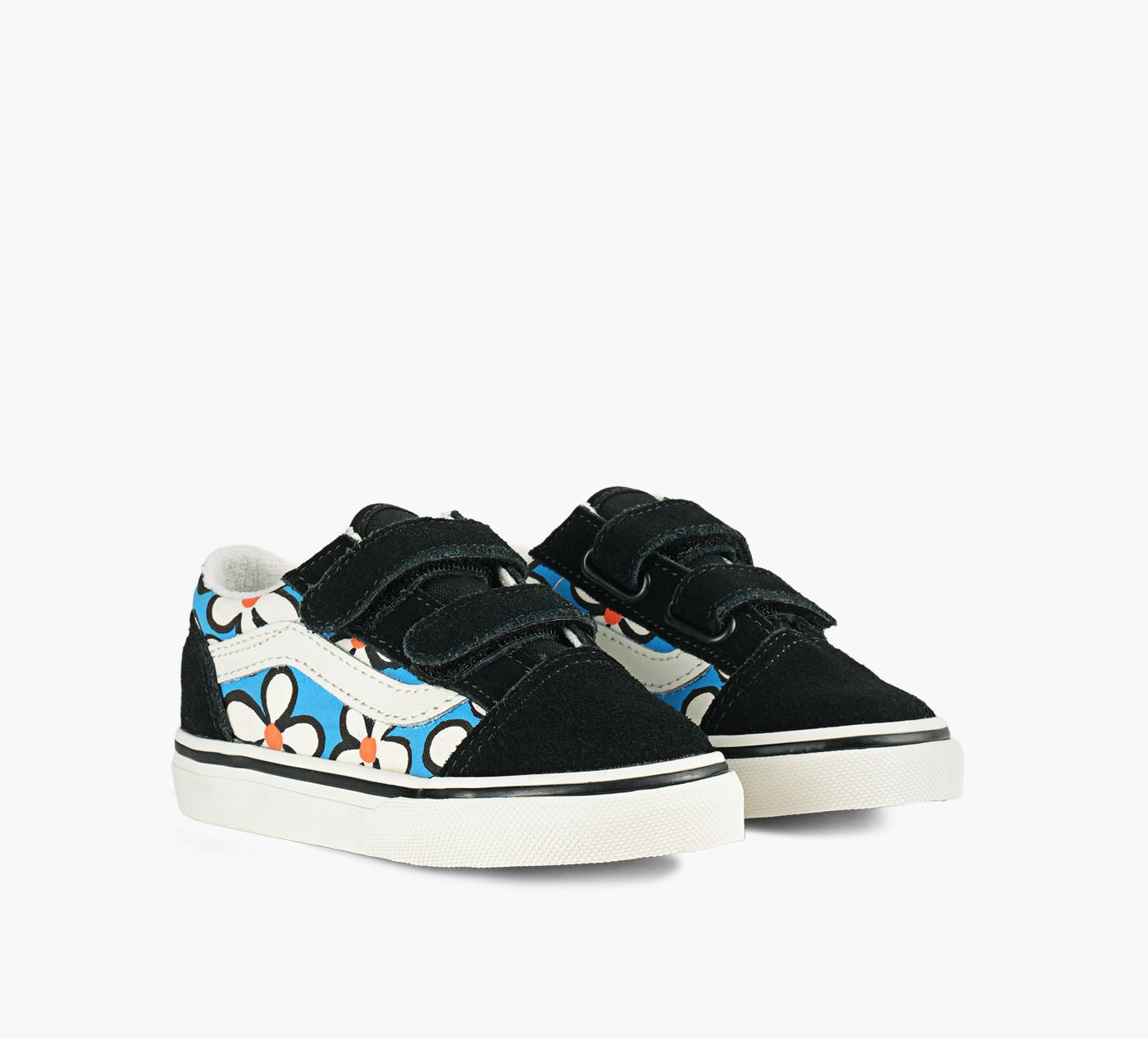 VANS OLDSKOOLV in BLACK view 2