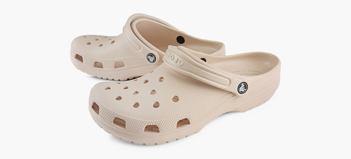 CROCS CLASSICCLOG in BEIGE view 4