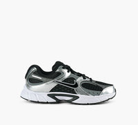 NIKE V5RUNNER in BLACK