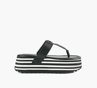 MICHAEL KORS KOYAFLIPFLOP in BLACK