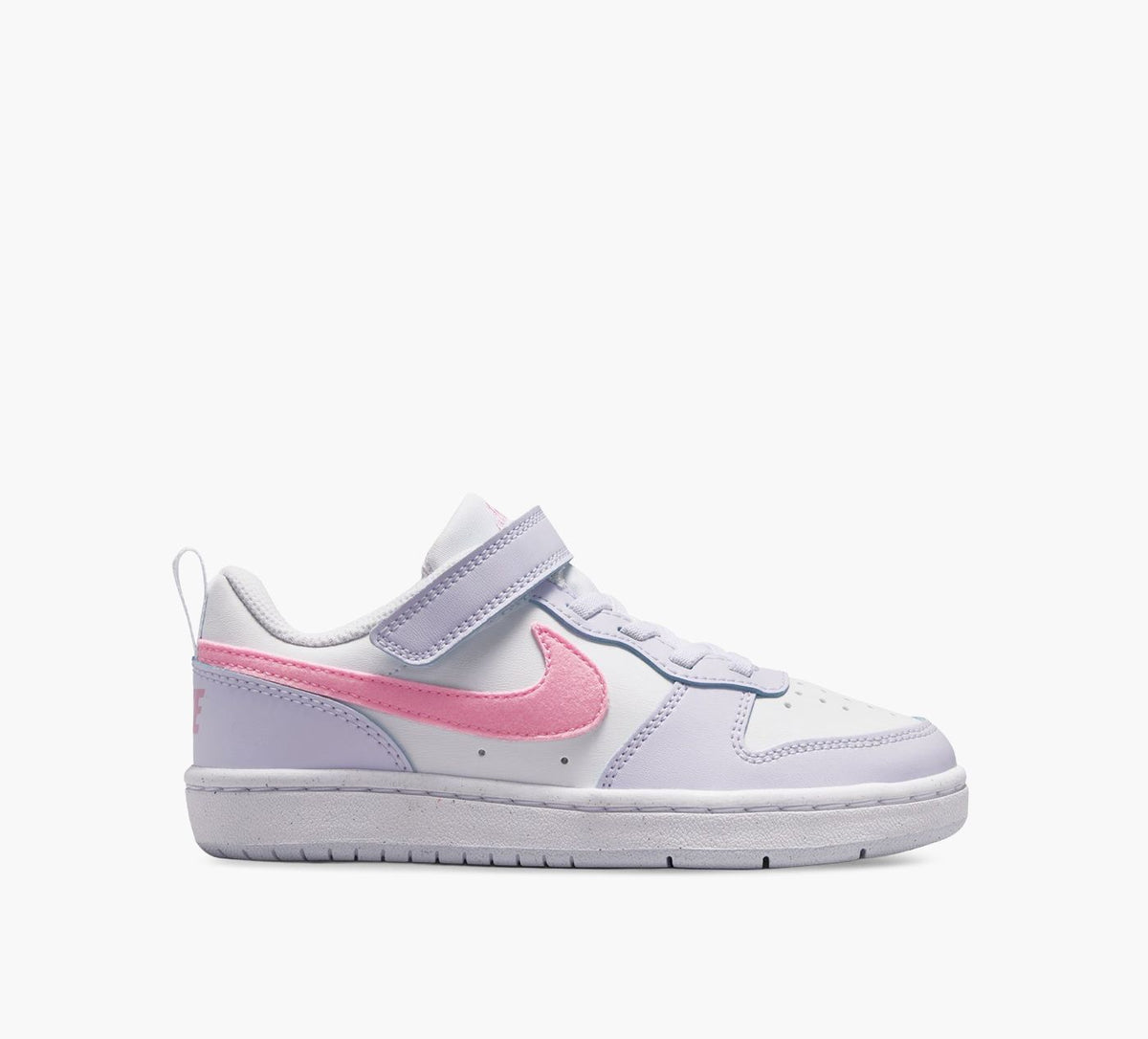 NIKE COURTBOROUGHLOWESSENTIAL in WHITE