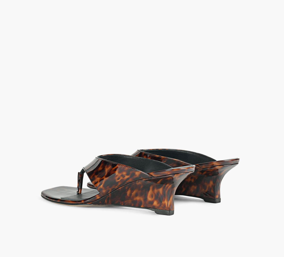 STUART WEITZMAN VINNIEWEDGETHONG in TAN view 3