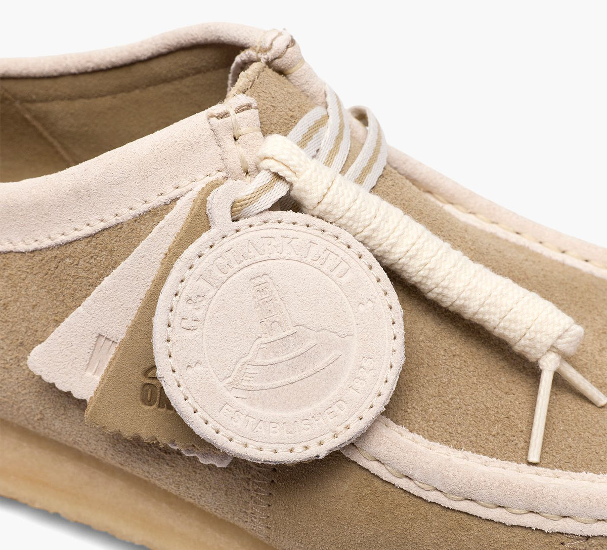 CLARKS ORIGINALS WALLABEE in BEIGE view 8