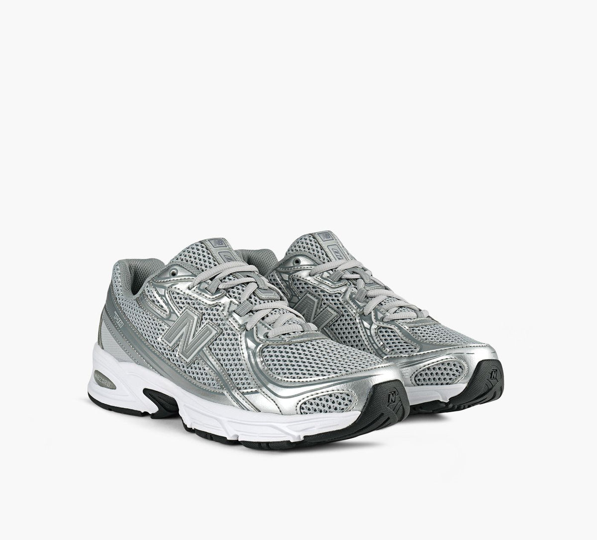 NEW BALANCE 740 in GREY view 2
