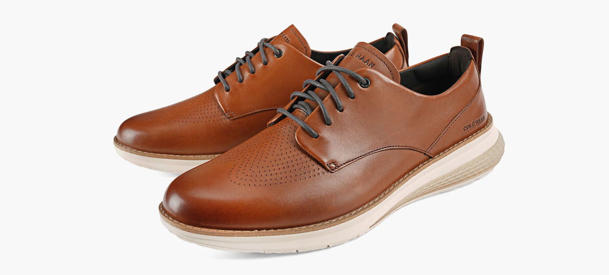 COLE HAAN OXFORDORIGINALGRANDENERGYWEAVEPERFORBOUTUNI en TAN vue 4