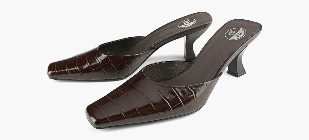 B2 LAURELHEEL in BURGUNDY view 4