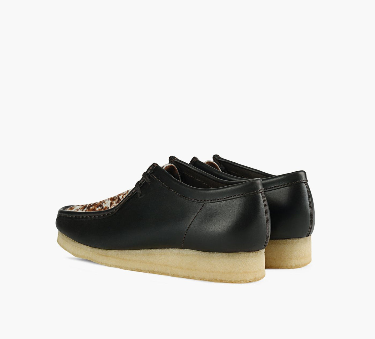 CLARKS ORIGINALS WALLABEE in BLACK view 3