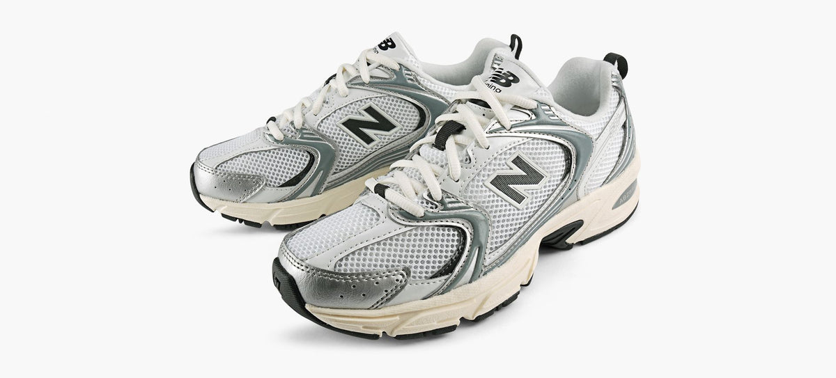 NEW BALANCE 530 en BLANC vue 4