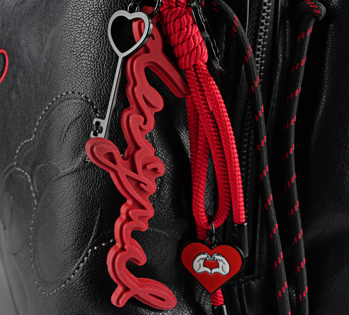 DESIGUAL SUMY en NOIR vue 3