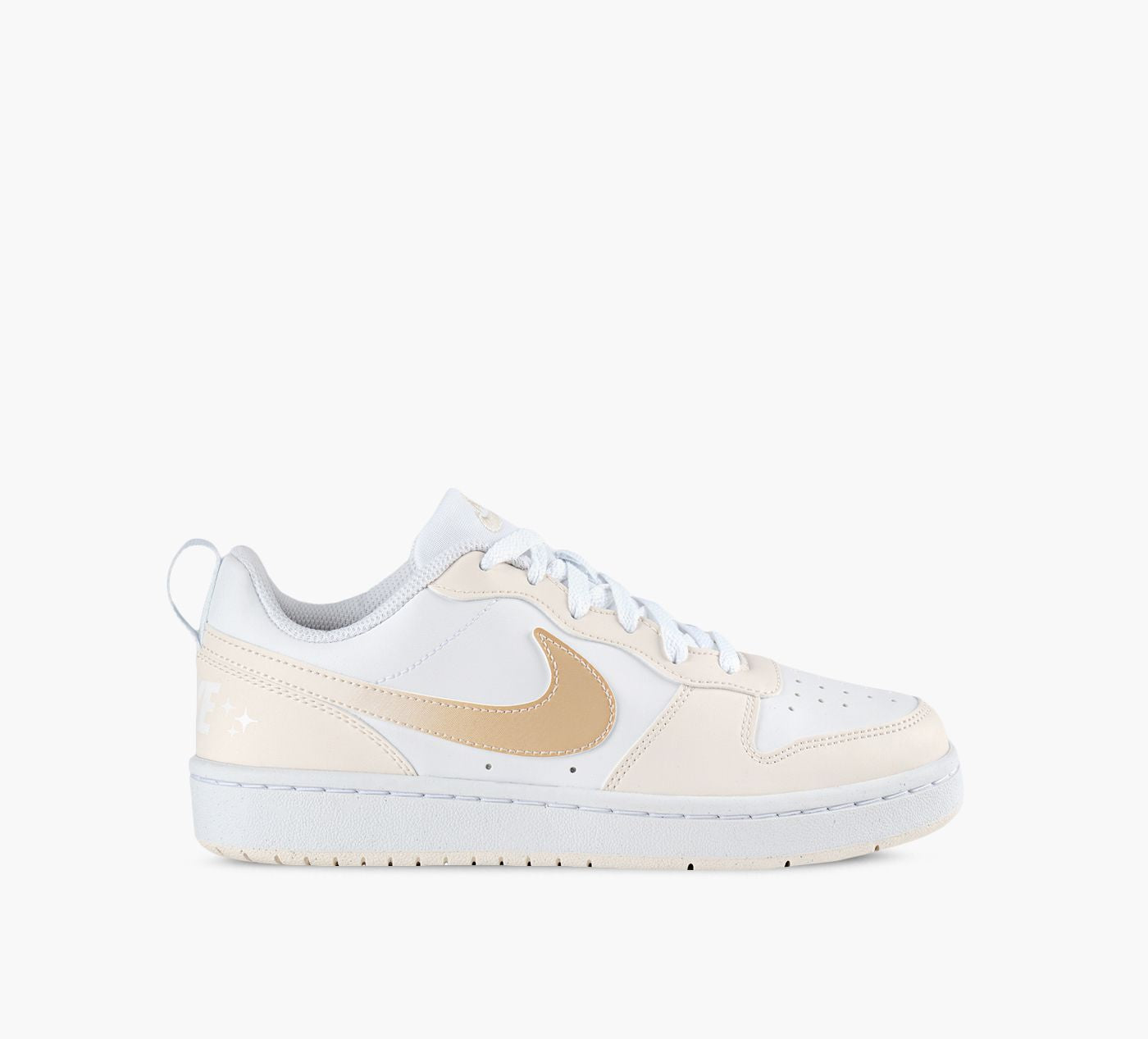 NIKE BASKETCOURTBOROUGHLOWBBALL en BLANC