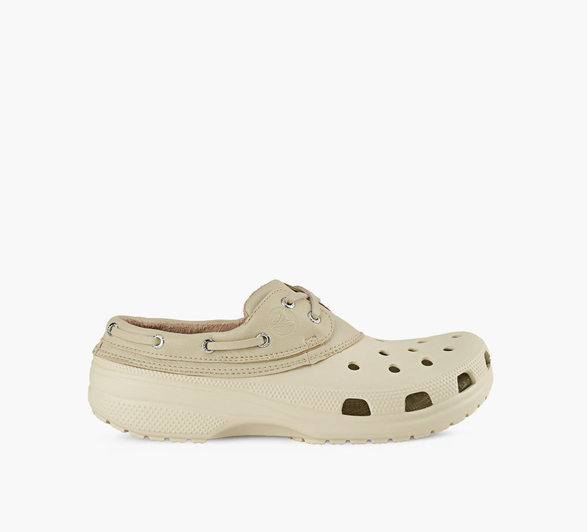 CROCS CHAUSSURESDEBATEAUCLASSIQUES en BEIGE
