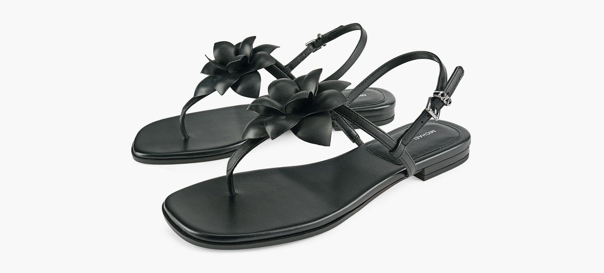 MICHAEL KORS JACIETHONGSANDAL in BLACK view 4