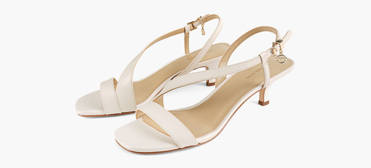 MICHAEL KORS JAIDAKITTENSANDAL in BEIGE view 4