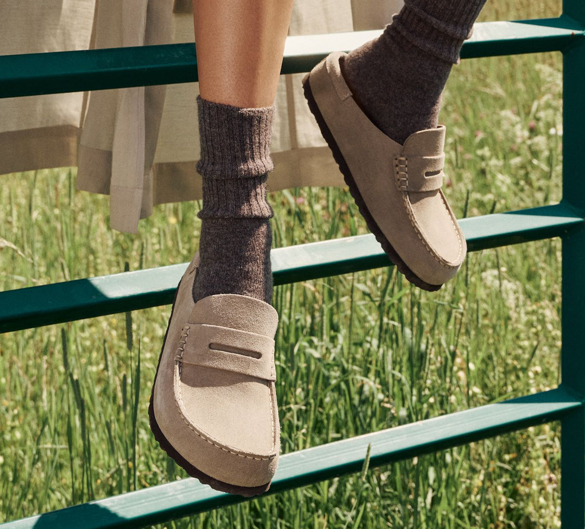 BIRKENSTOCK NAPLESENVELOPPE en TAUPE vue 1a