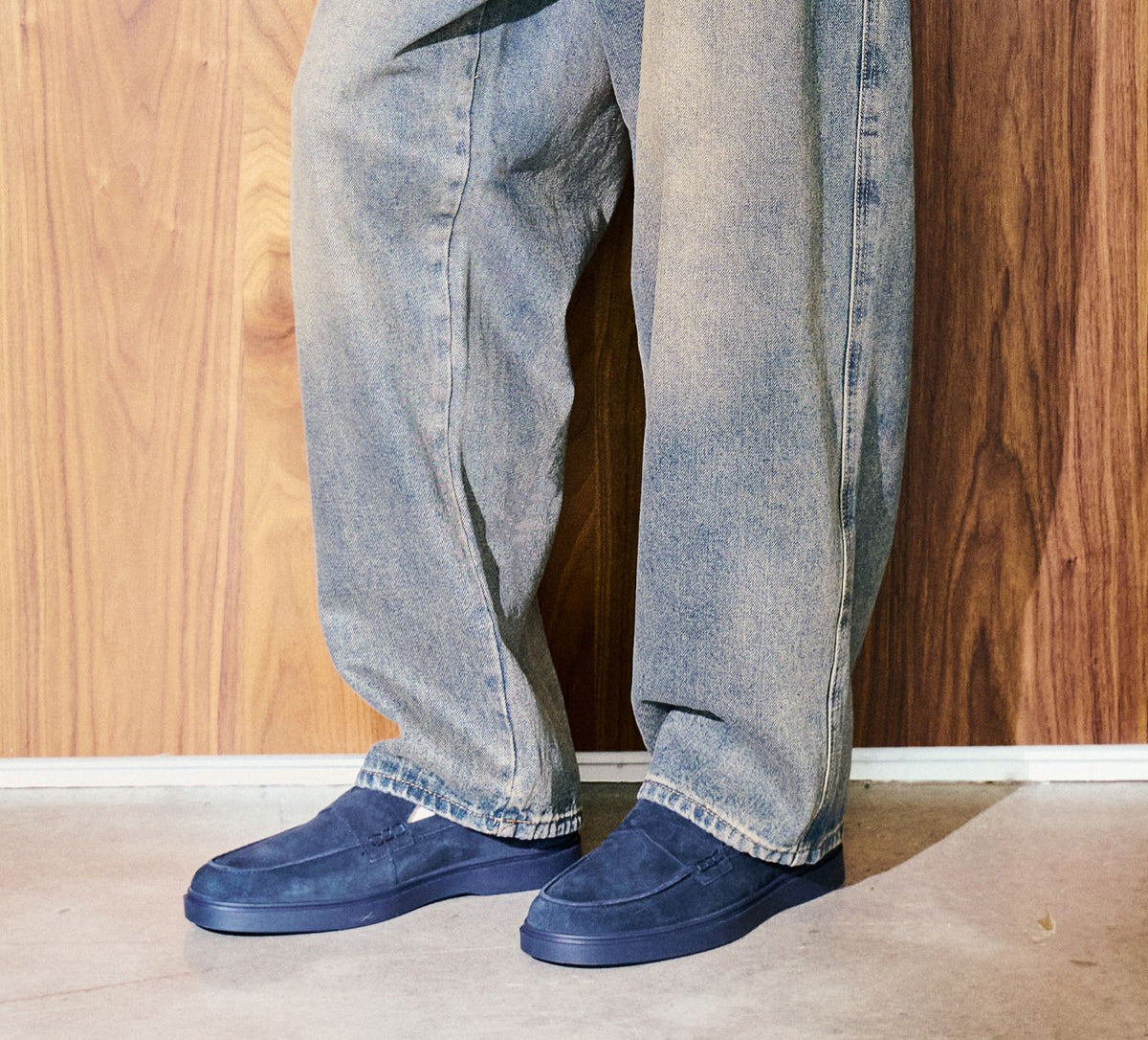 BROWNS SAXON in BLUE view 1a