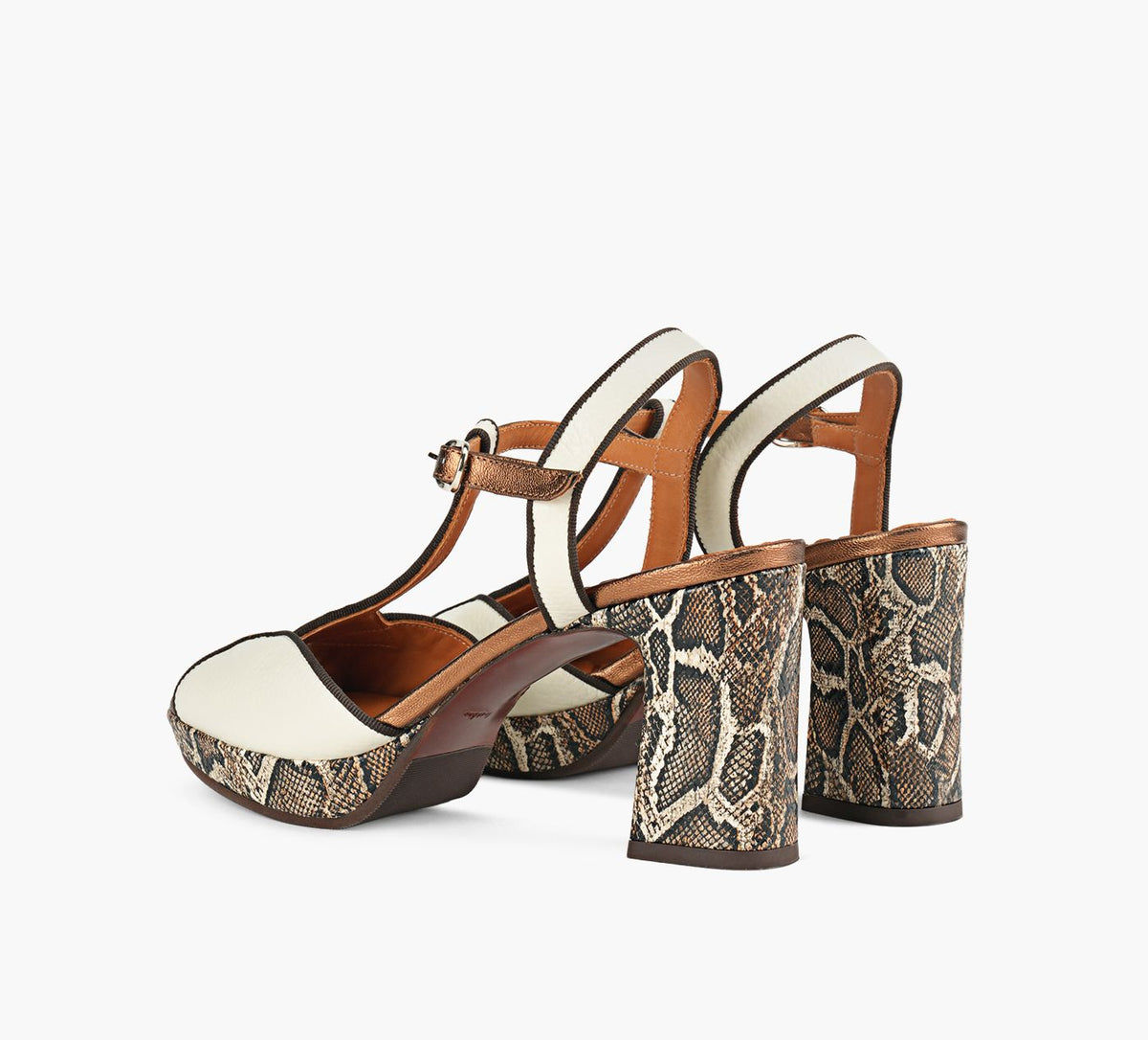CHIE MIHARA KEDUNI en BEIGE vue 3