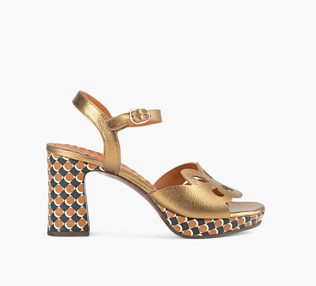 CHIE MIHARA KEMADA in GOLD