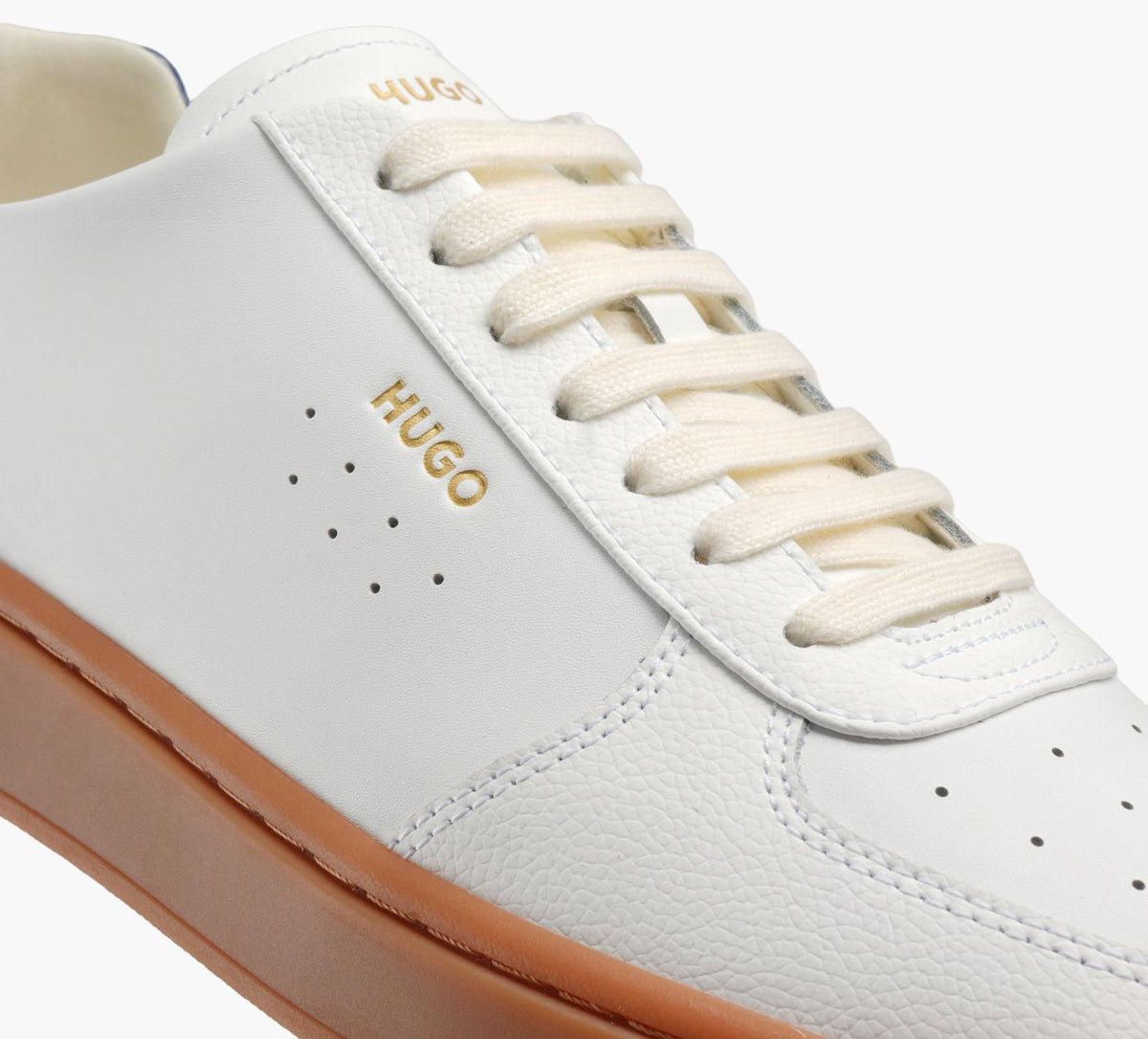 HUGO NESTONMORRIE en BLANC vue 1b